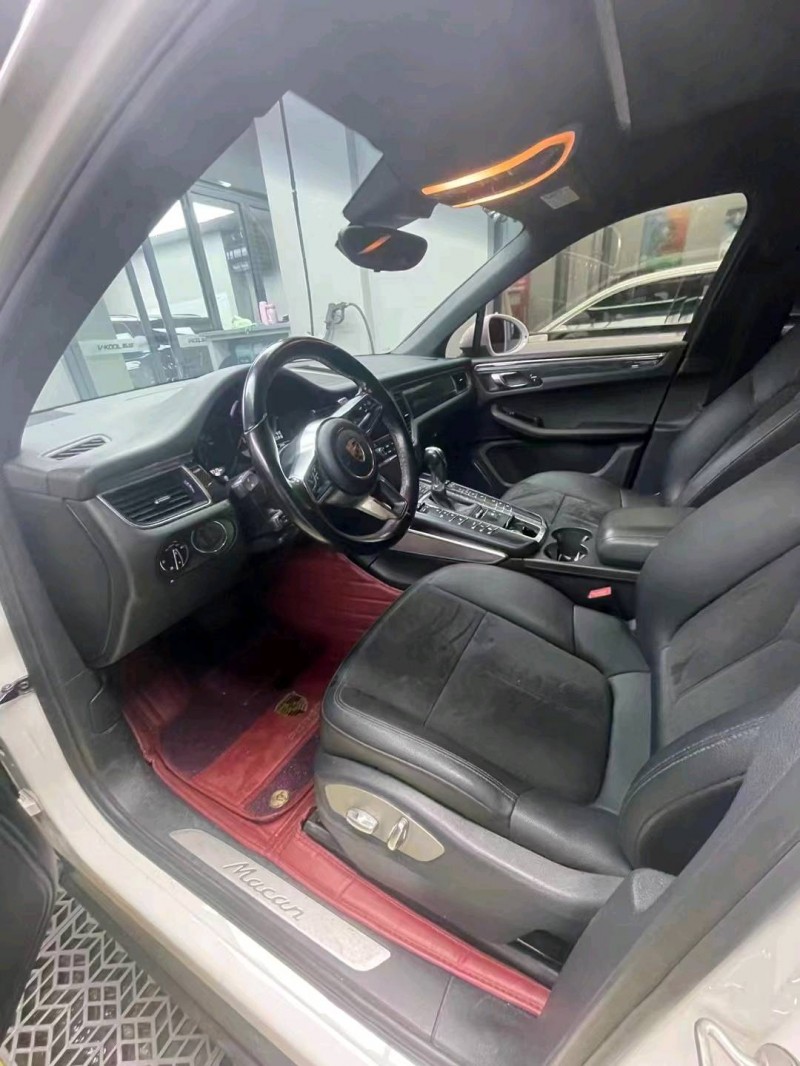 新余16年保時捷Macan8