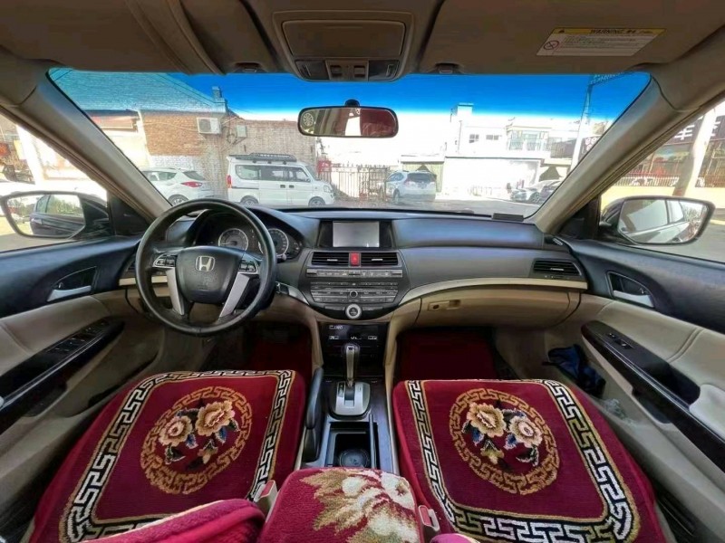 东营11年本田雅阁6