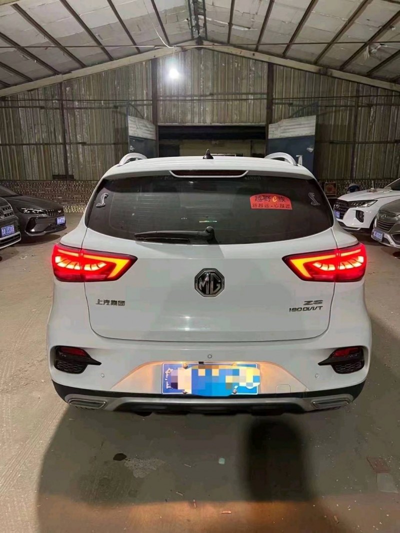 东营21年名爵ZS7