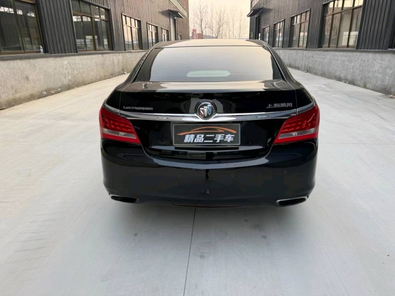 徐州15年别克君越5