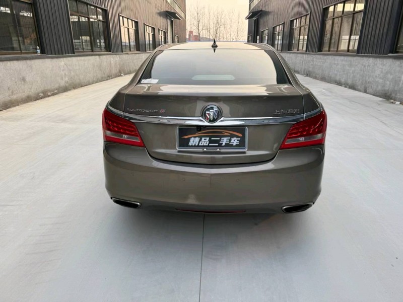 徐州15年别克君越5