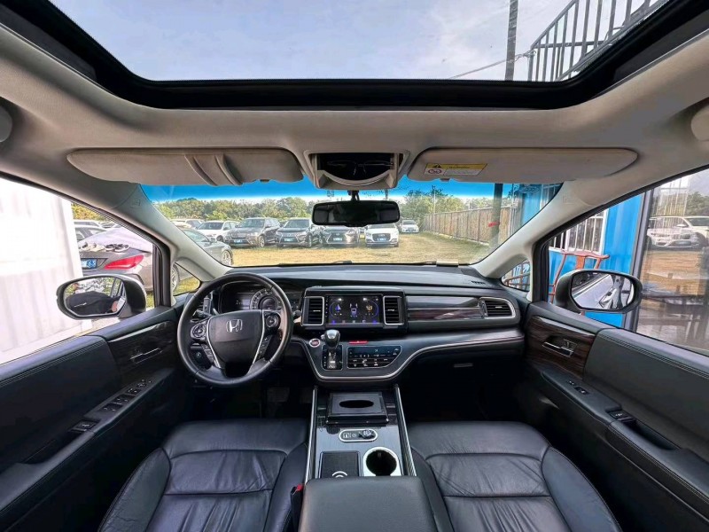 汕头18年本田艾力绅4