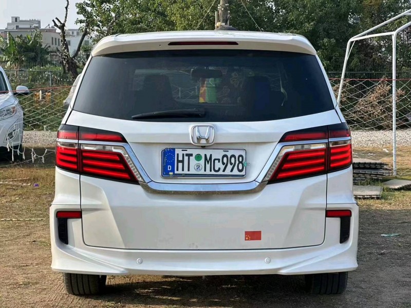 汕头18年本田艾力绅9