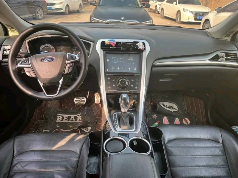 保定17年福特蒙迪欧8