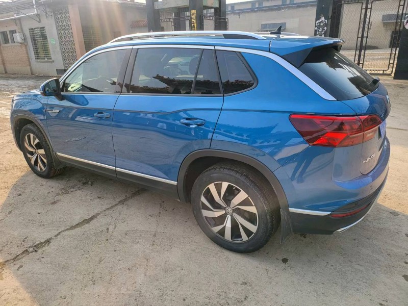 保定21年大众探岳7