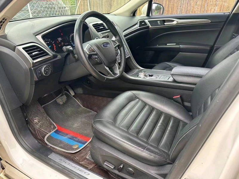 汕头17年福特蒙迪欧4