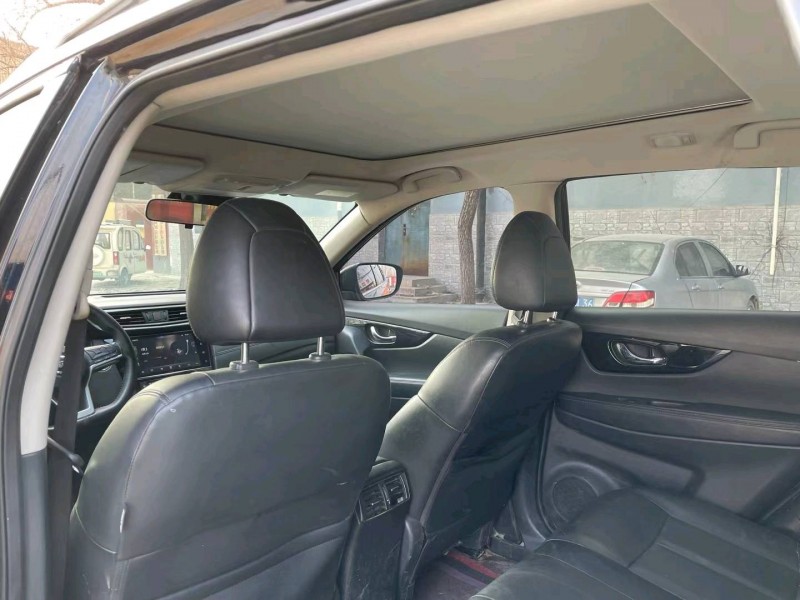 保定20年日产奇骏7