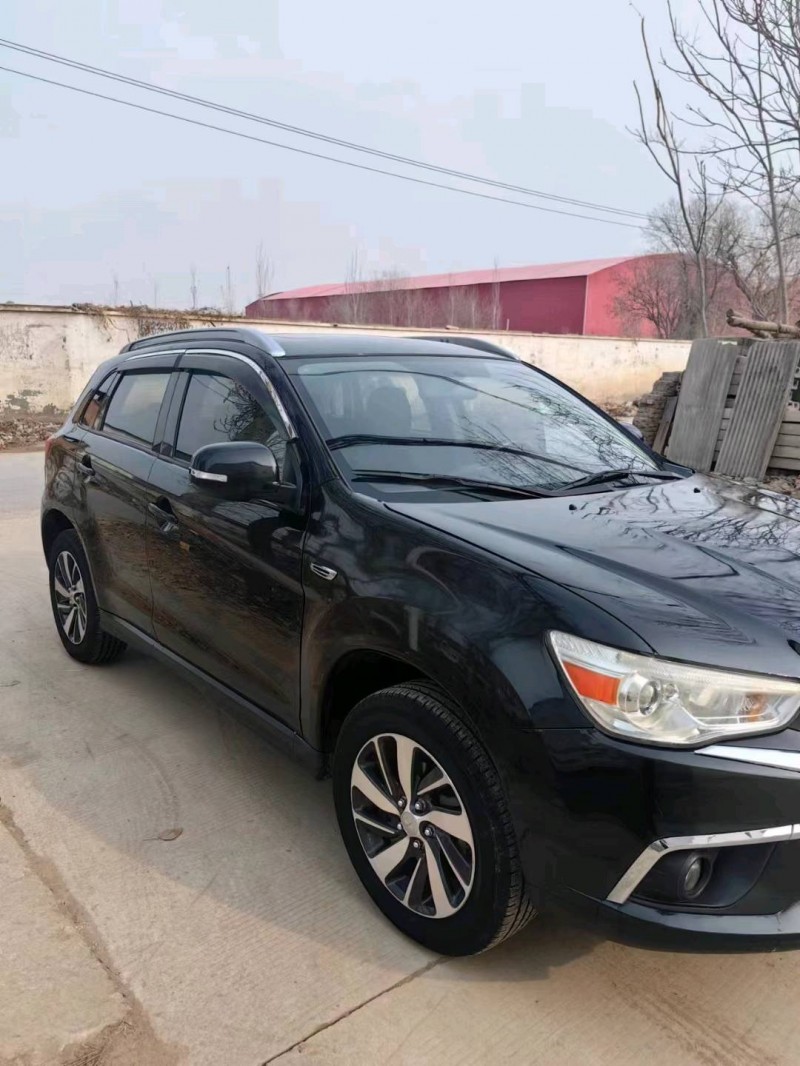 保定18年三菱劲炫3