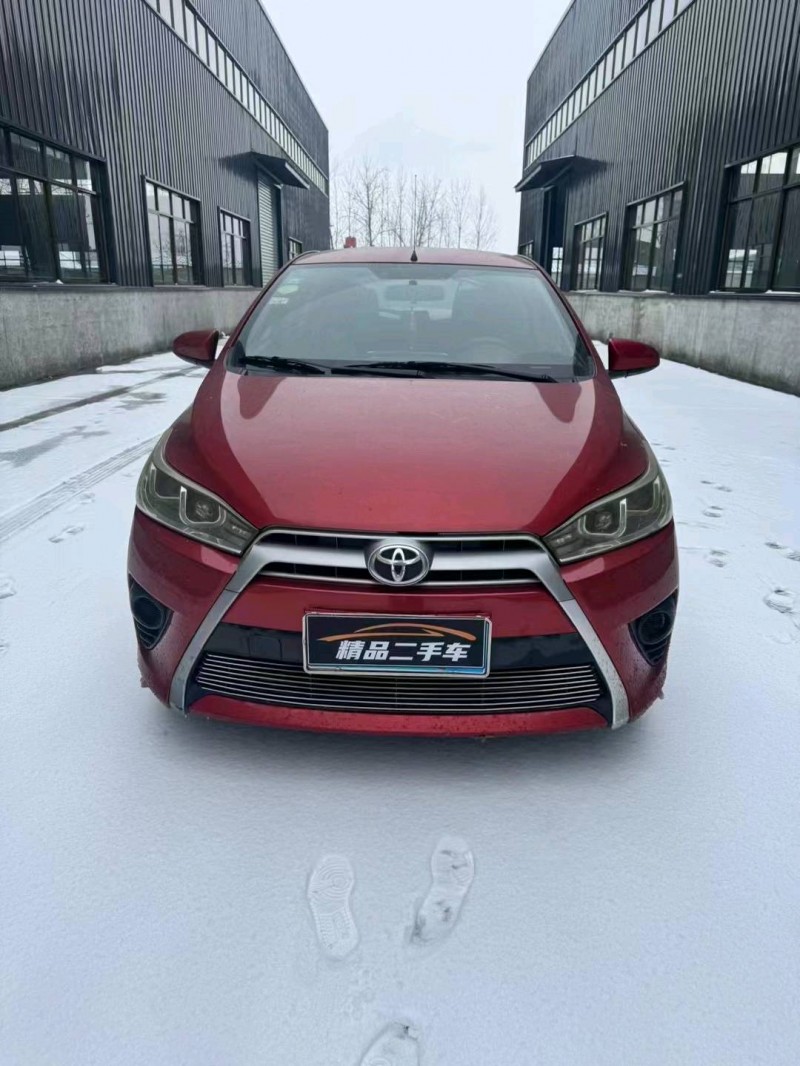 徐州15年丰田YARiS L 致炫1