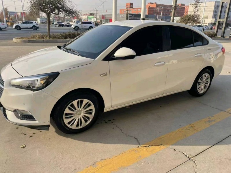 保定20年别克凯越5