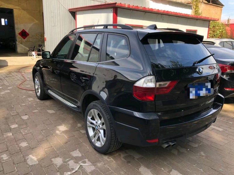 保定09年宝马X38