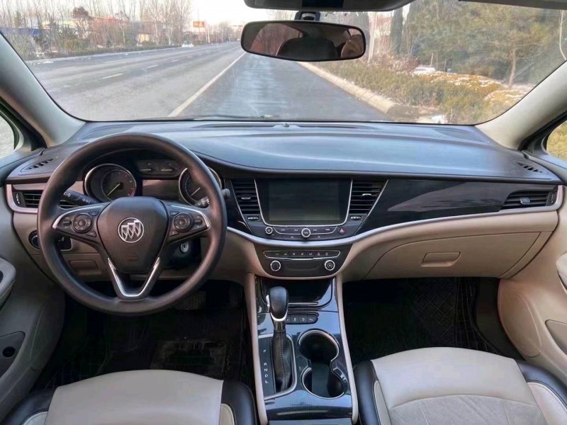 枣庄17年别克威朗5