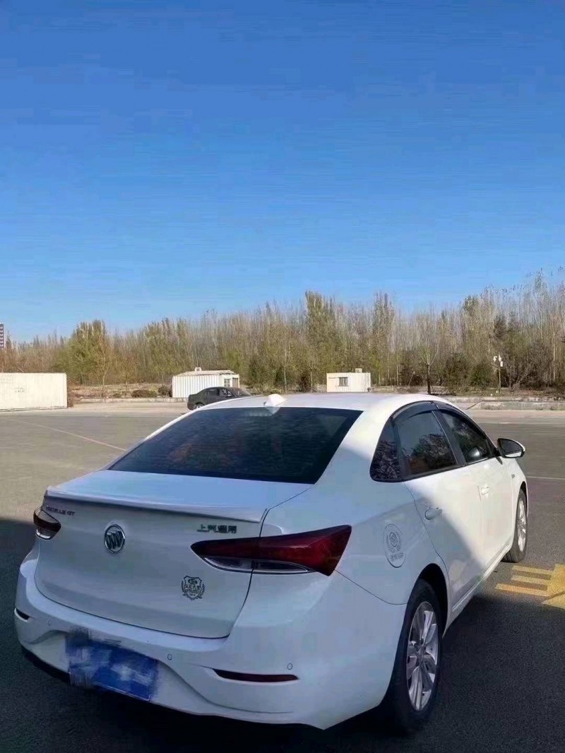 东营20年别克英朗3