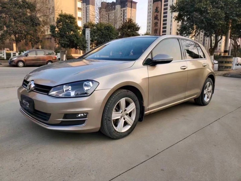 济宁16年大众高尔夫3