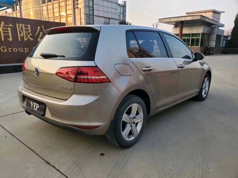 济宁16年大众高尔夫7