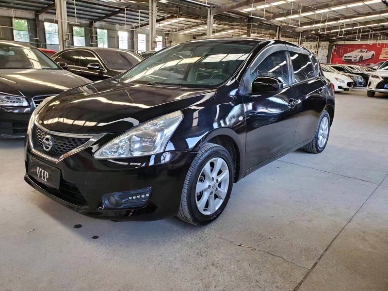 济宁14年日产骐达3