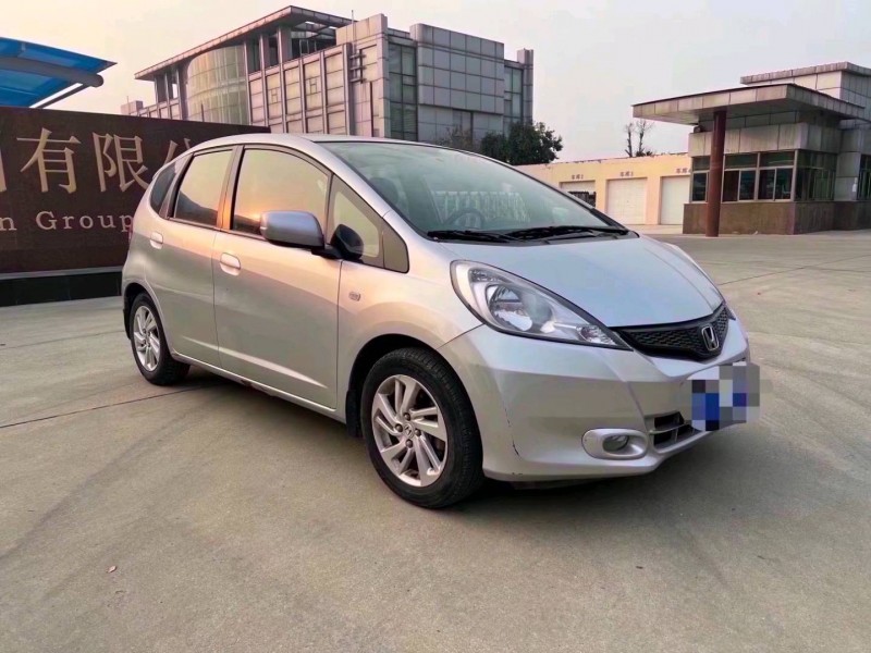 济宁14年本田飞度2