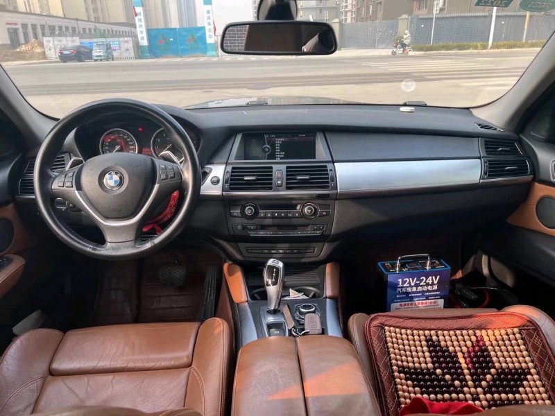 济宁14年宝马X64