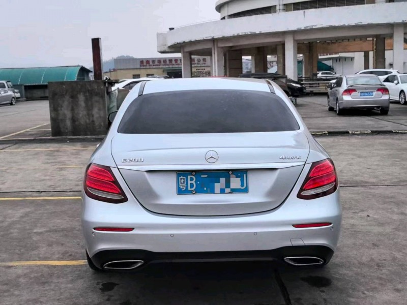 东莞17年奔驰E9