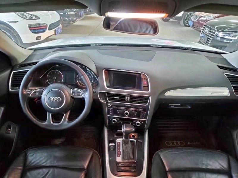 济宁14年奥迪Q54