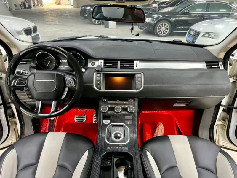 东莞12年路虎极光5