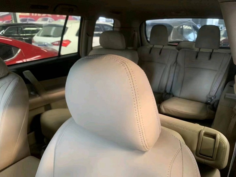 济宁14年丰田汉兰达6