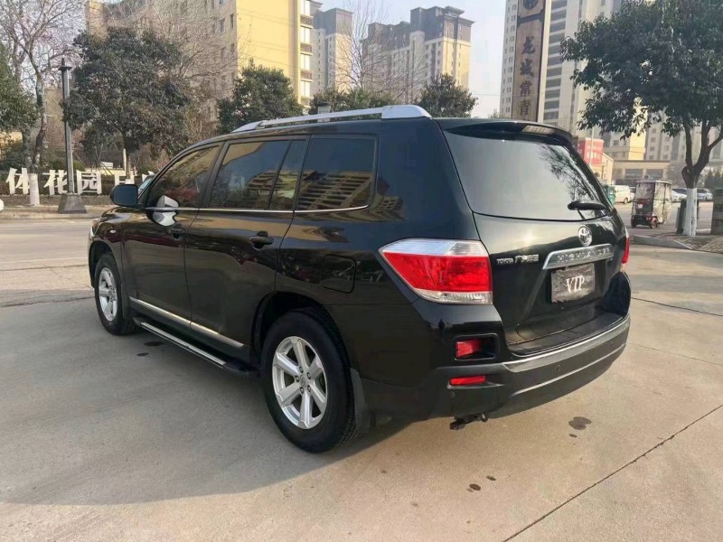 济宁14年丰田汉兰达7