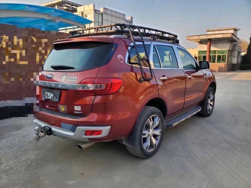 济宁17年福特撼路者7