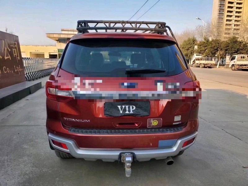 济宁17年福特撼路者9