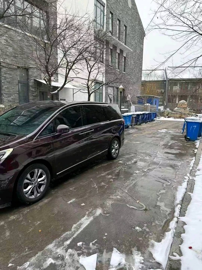 枣庄16年别克艾维亚3