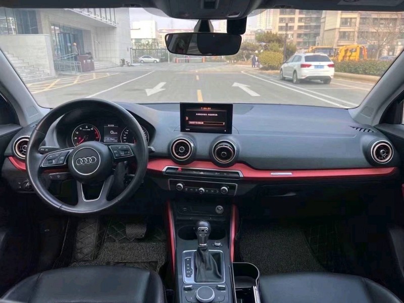 东营20年奥迪Q24