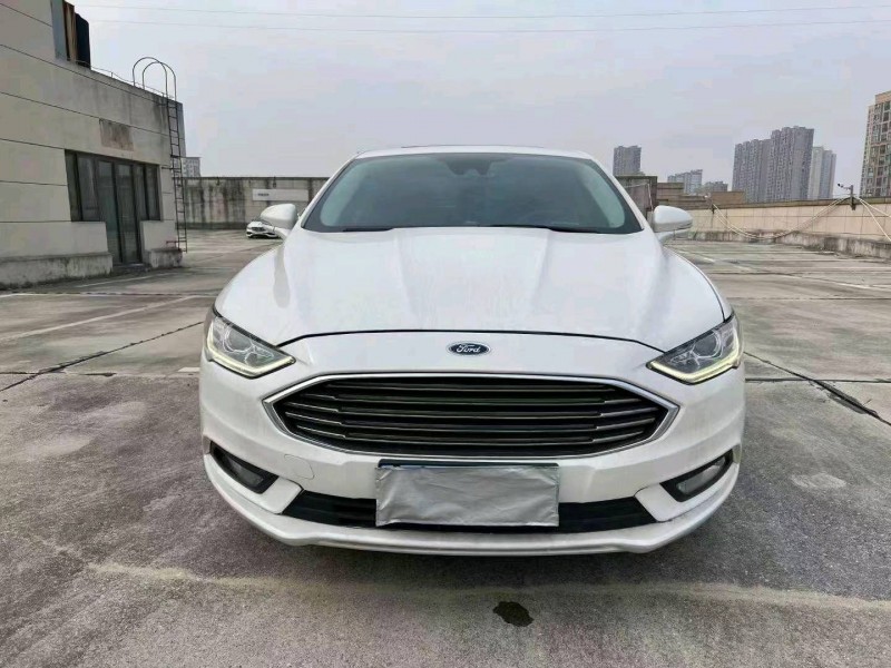 东营17年福特蒙迪欧1