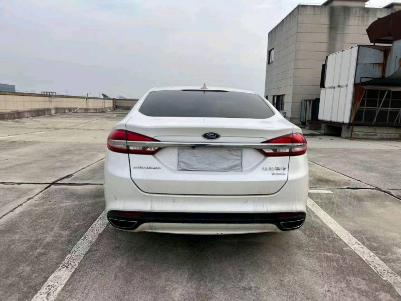 东营17年福特蒙迪欧2