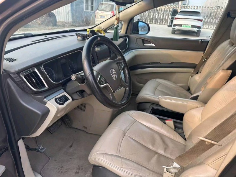 徐州12年别克GL84