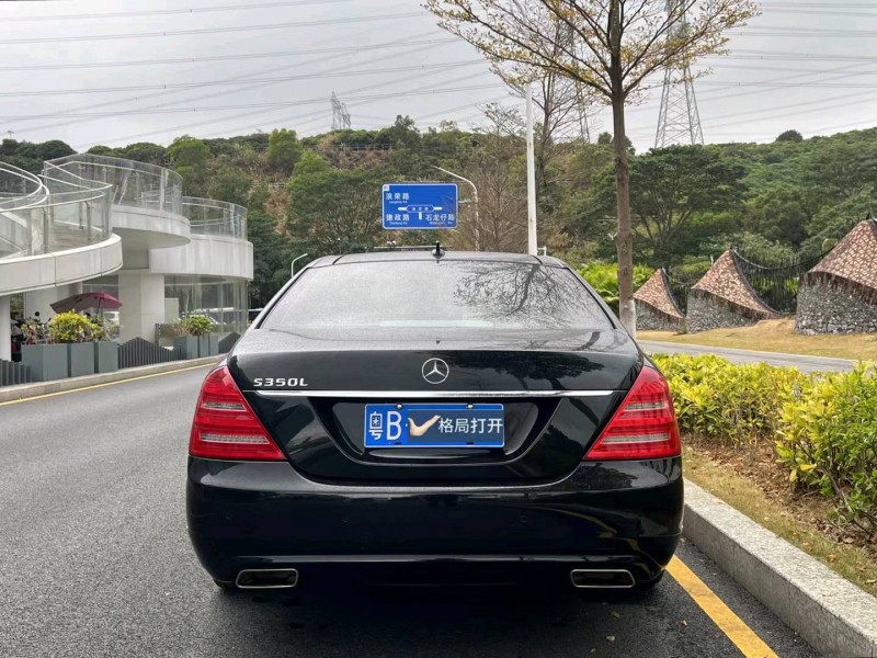 深圳13年奔驰S9