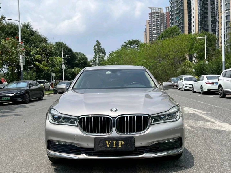 深圳17年宝马7系1