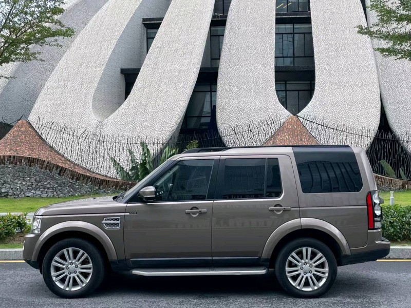 深圳16年路虎发现8