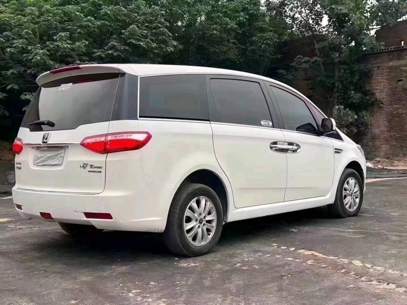 邢台19年纳智捷大7 MPV3