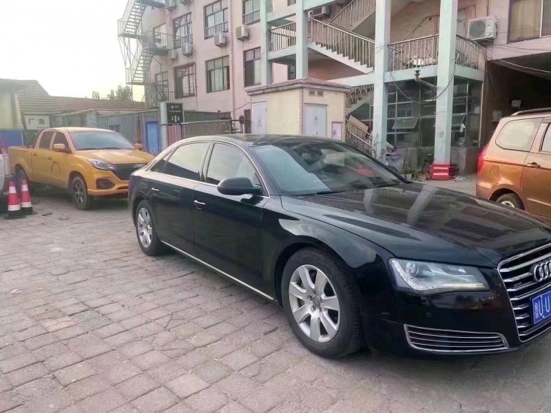 枣庄12年奥迪A8L3