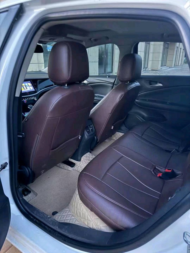 枣庄17年别克威朗7