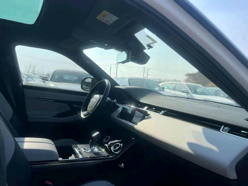 东营20年路虎极光6