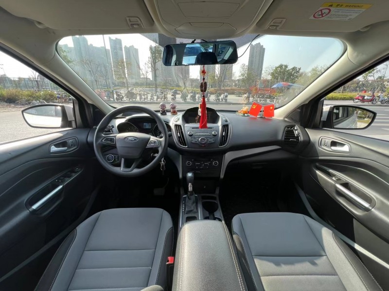 东莞17年福特翼虎6