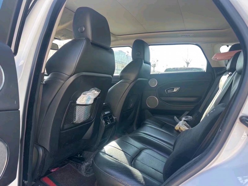 东营16年路虎极光4