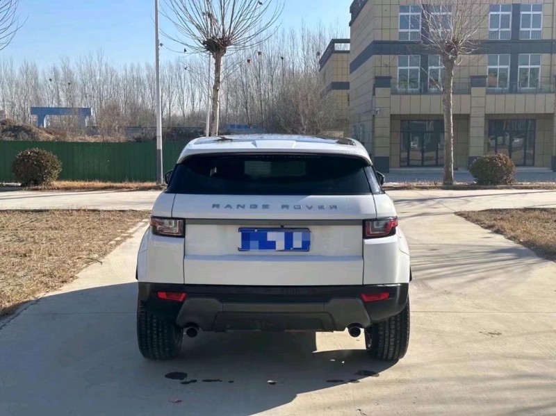 东营16年路虎极光5