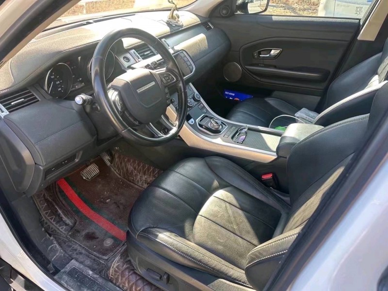 东营16年路虎极光9