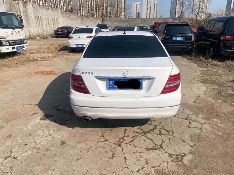 枣庄13年奔驰C6