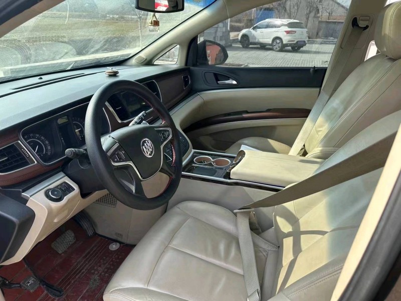 枣庄19年别克GL84