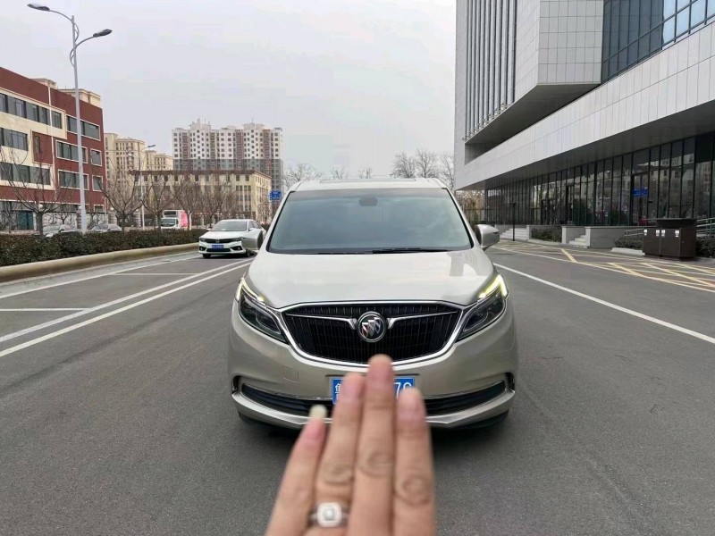 枣庄17年别克GL81