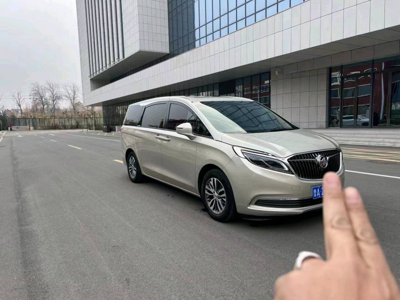 枣庄17年别克GL82