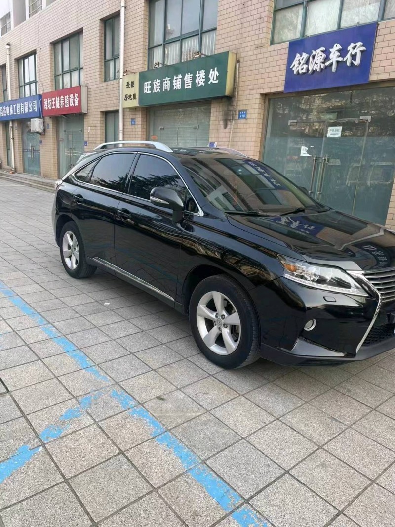 东营13年雷克萨斯RX2